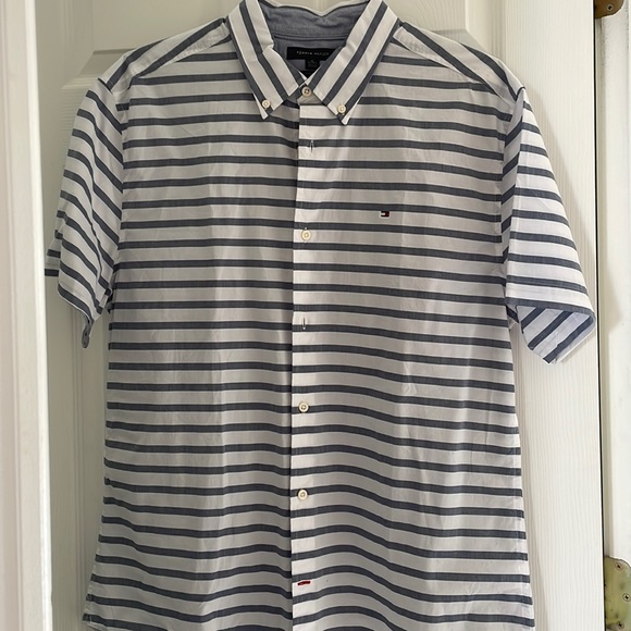 Tommy Hilfiger Other - Tommy Filiger short sleeve button down shirt